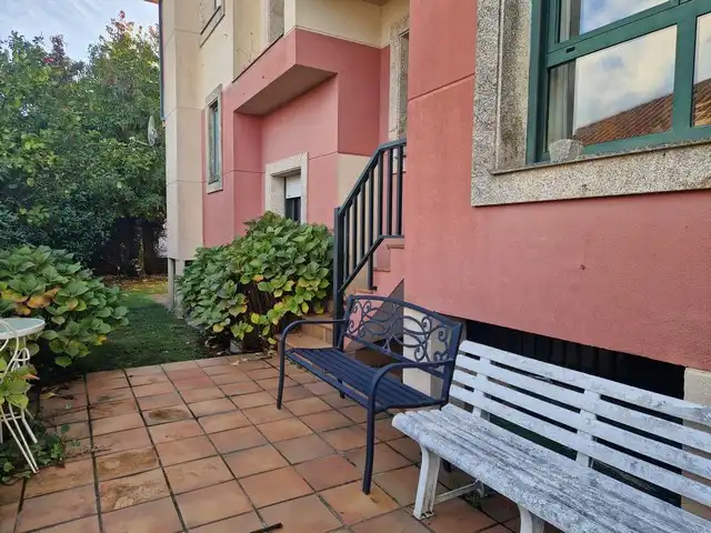 Jardín de Casa o chalet en venta en Teo con Calefacción, Jardín privado y Parquet