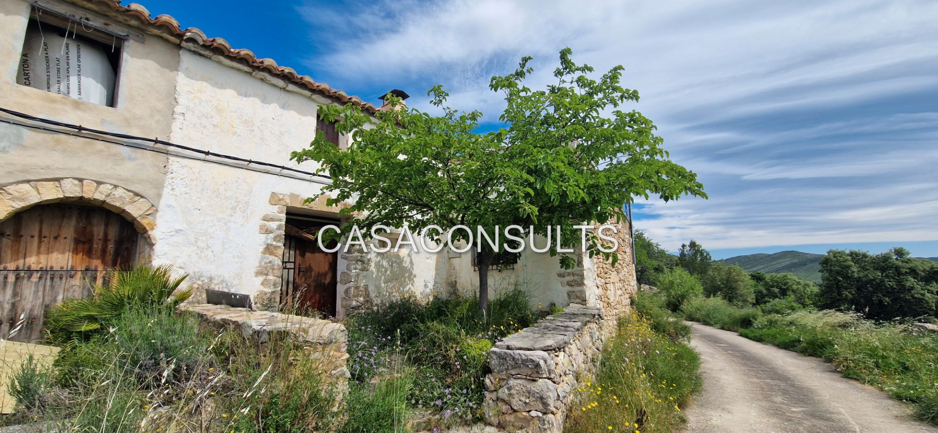Außenansicht von Country house zum verkauf in Albocàsser mit Möbliert