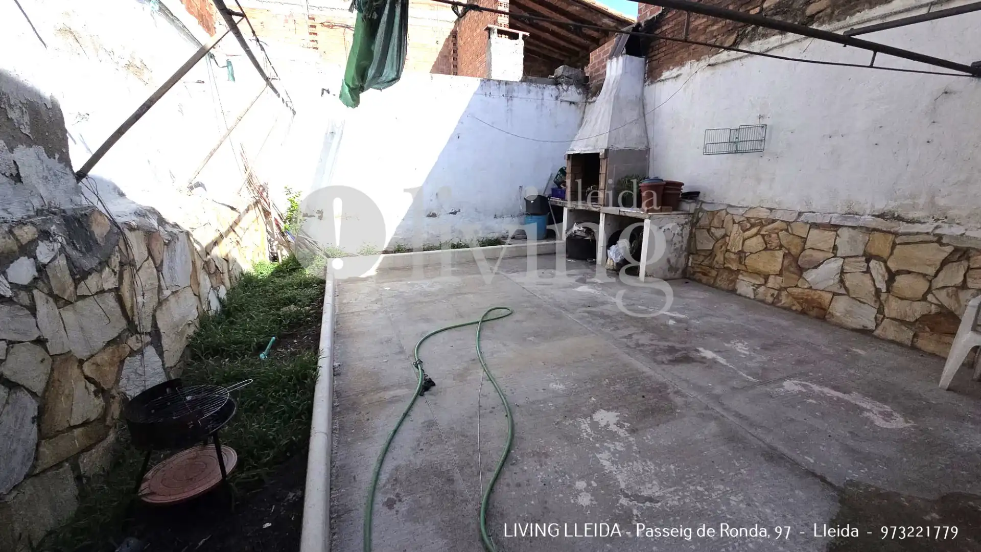 Casa adosada en venta en Albatàrrec con Calefacción, Terraza y Trastero