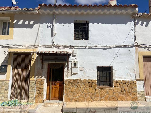 Casa-chalet en Venta en Aviles