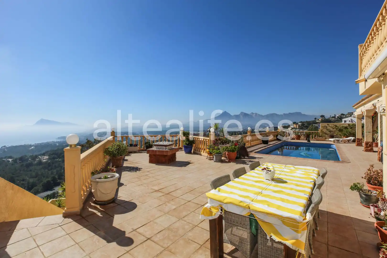 Vista exterior de Casa o chalet en venta en Altea con Aire acondicionado, Calefacción y Jardín privado