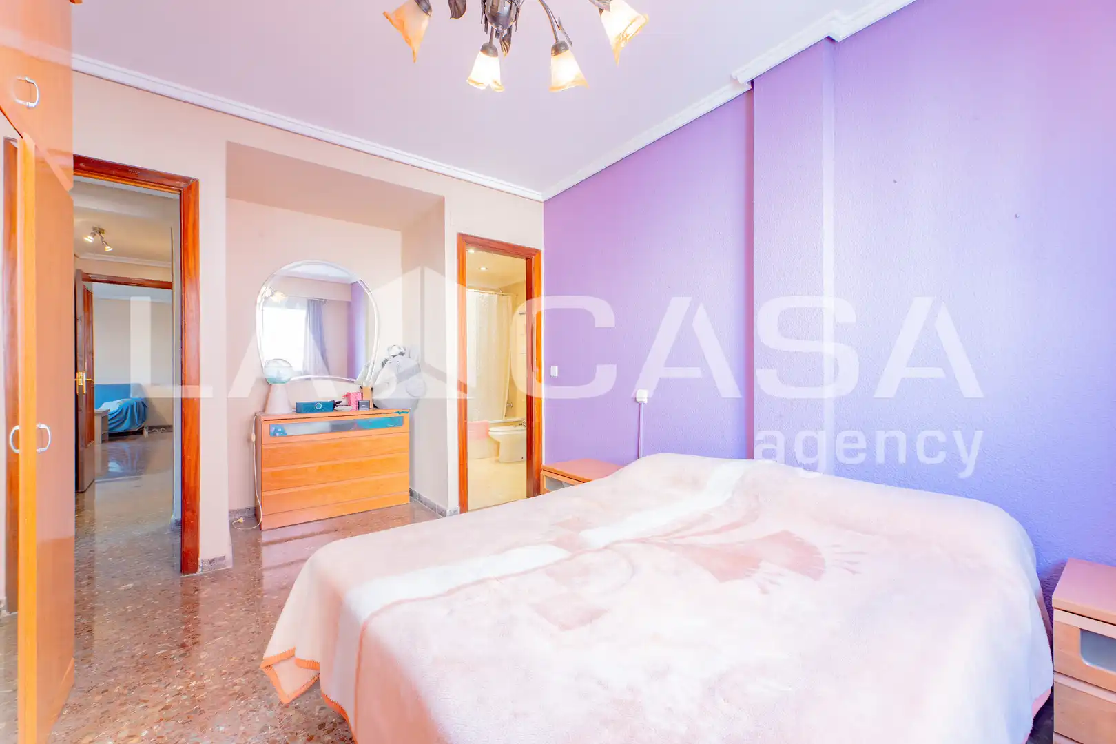 Habitación de Piso en venta en Valencia con Balcón