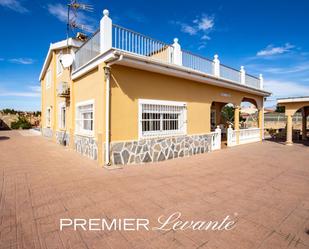 Vista exterior de Casa o xalet en venda en Alicante / Alacant amb Aire condicionat i Piscina