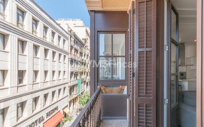 Flat to rent in Carrer de Gravina, El Raval