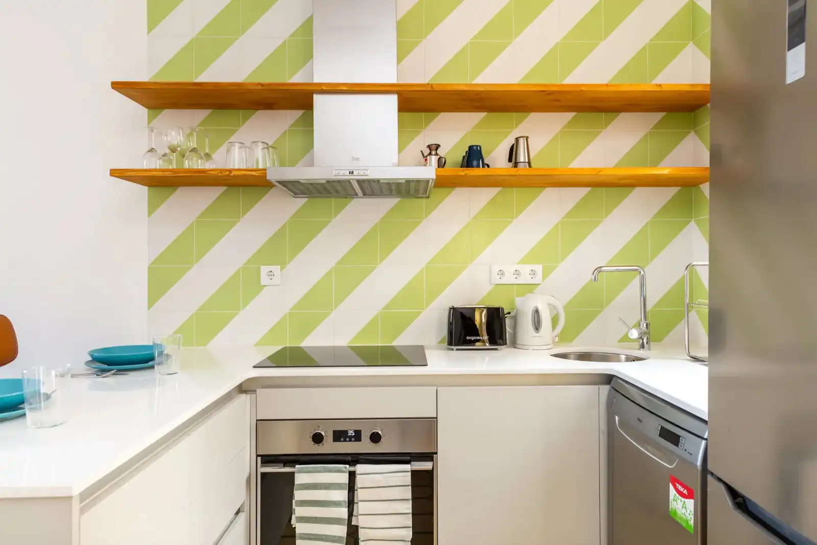 Kitchen of Flat for rent in Eixample