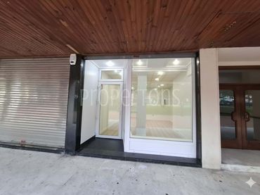 Local commercial à louer à N/A