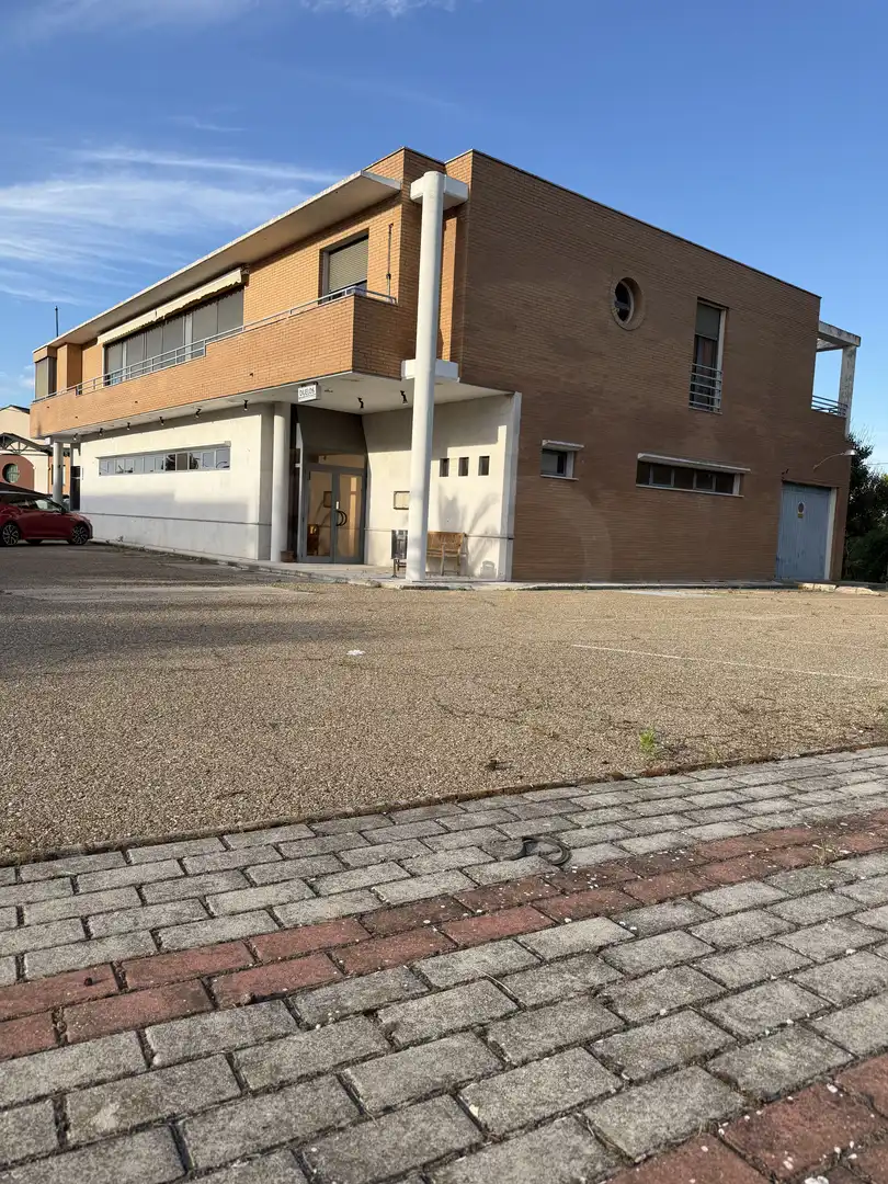 Aparcament de Edifici en venda en Medina del Campo