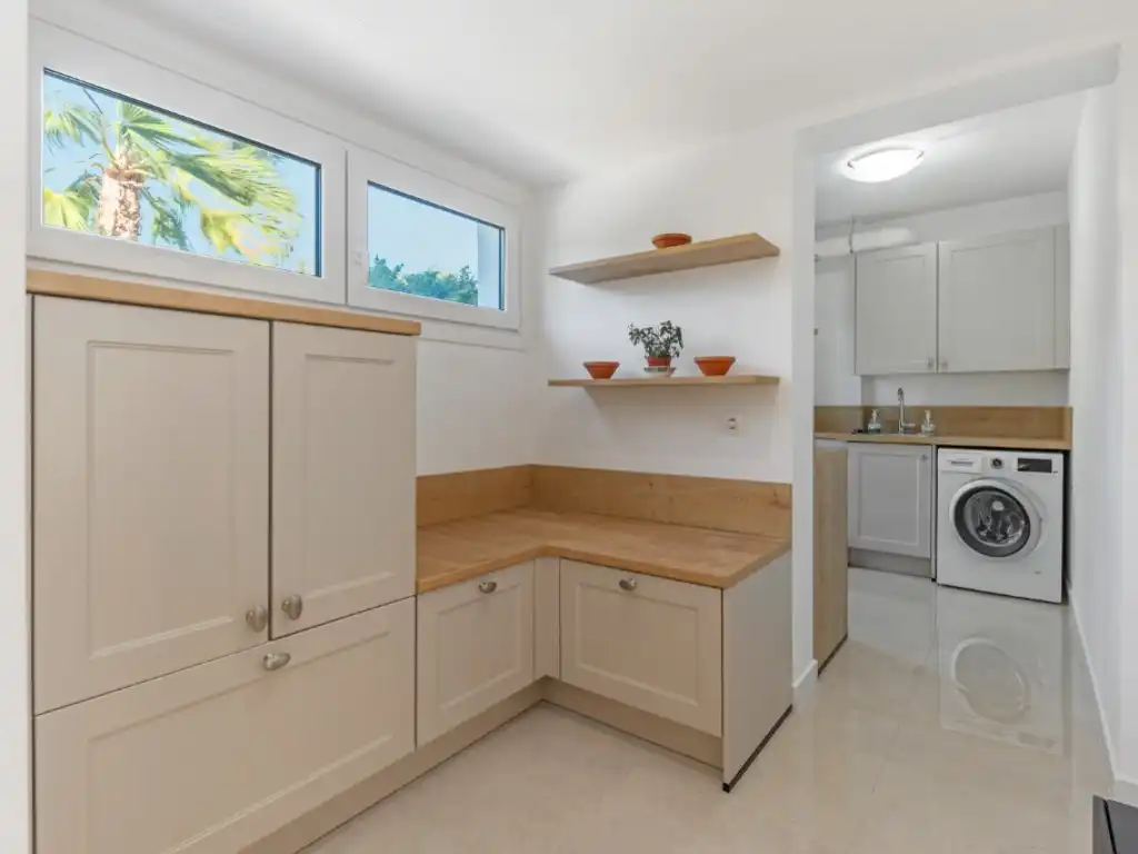 Kitchen of Houses for sale in El Campello  with Air Conditioner, Private garden and Swimming Pool