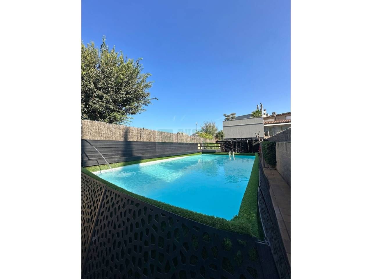 Swimming pool of House or chalet for sale in La Bisbal d'Empordà  with Air Conditioner, Heating and Private garden