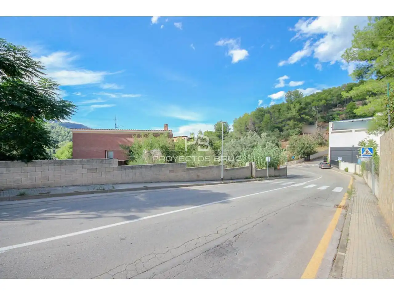 Vista exterior de Casa o xalet en venda en Corbera de Llobregat