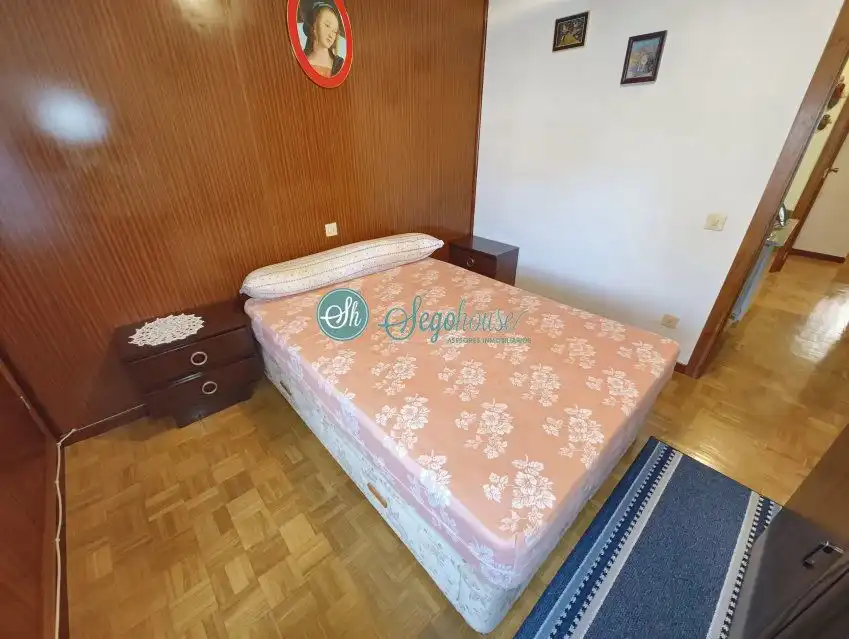 Bedroom of Flat for sale in Segovia  with Heating, Parquet flooring and Terrace