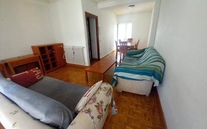 Sala d'estar de Pis de lloguer en Salamanca Capital amb Moblat