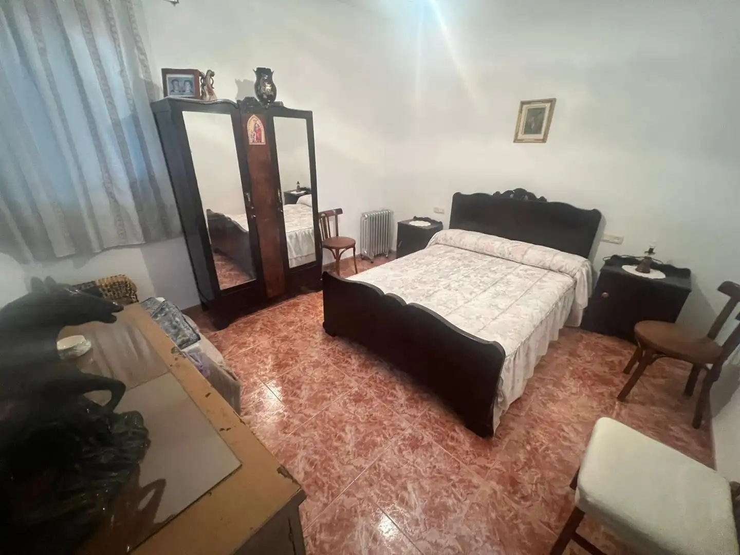Dormitori de Casa o xalet en venda en Almadén amb Calefacció, Jardí privat i Moblat