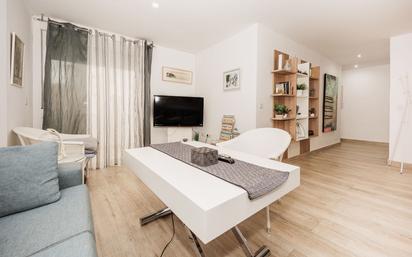 Living room of Flat to rent in Almuñécar  with Air Conditioner and Balcony