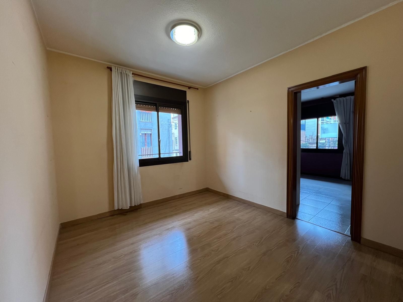 Bedroom of Flat for sale in  Barcelona Capital  with Heating