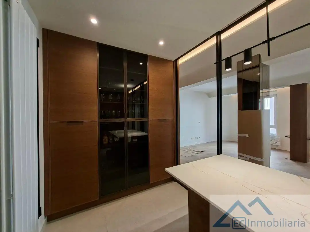 Cocina de Piso en venta en Santander con Calefacción y Trastero