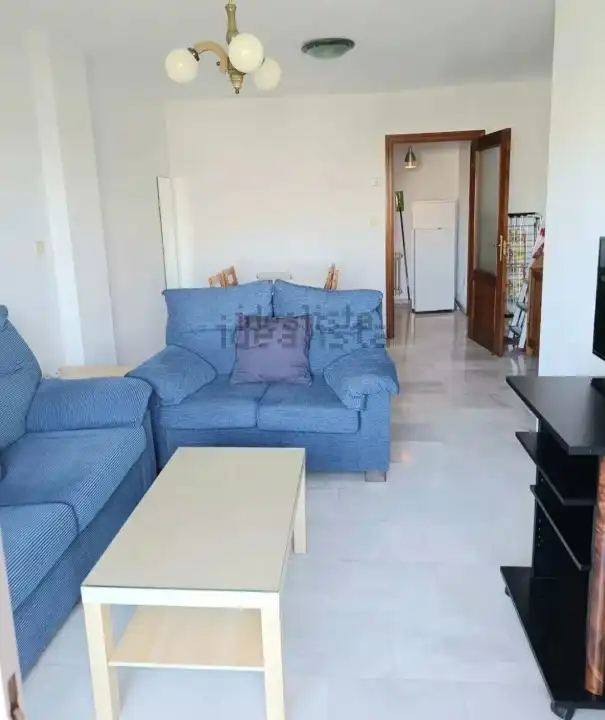 Sala de estar de Piso de alquiler en Granada con Amueblado, Lavadora y TV