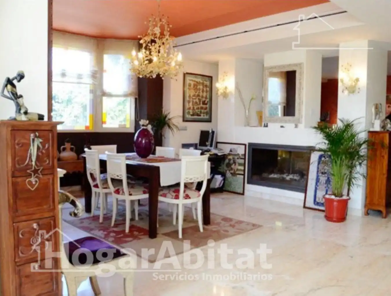 Chalet con terraza en venta en Calle Albotaina, imagen 2