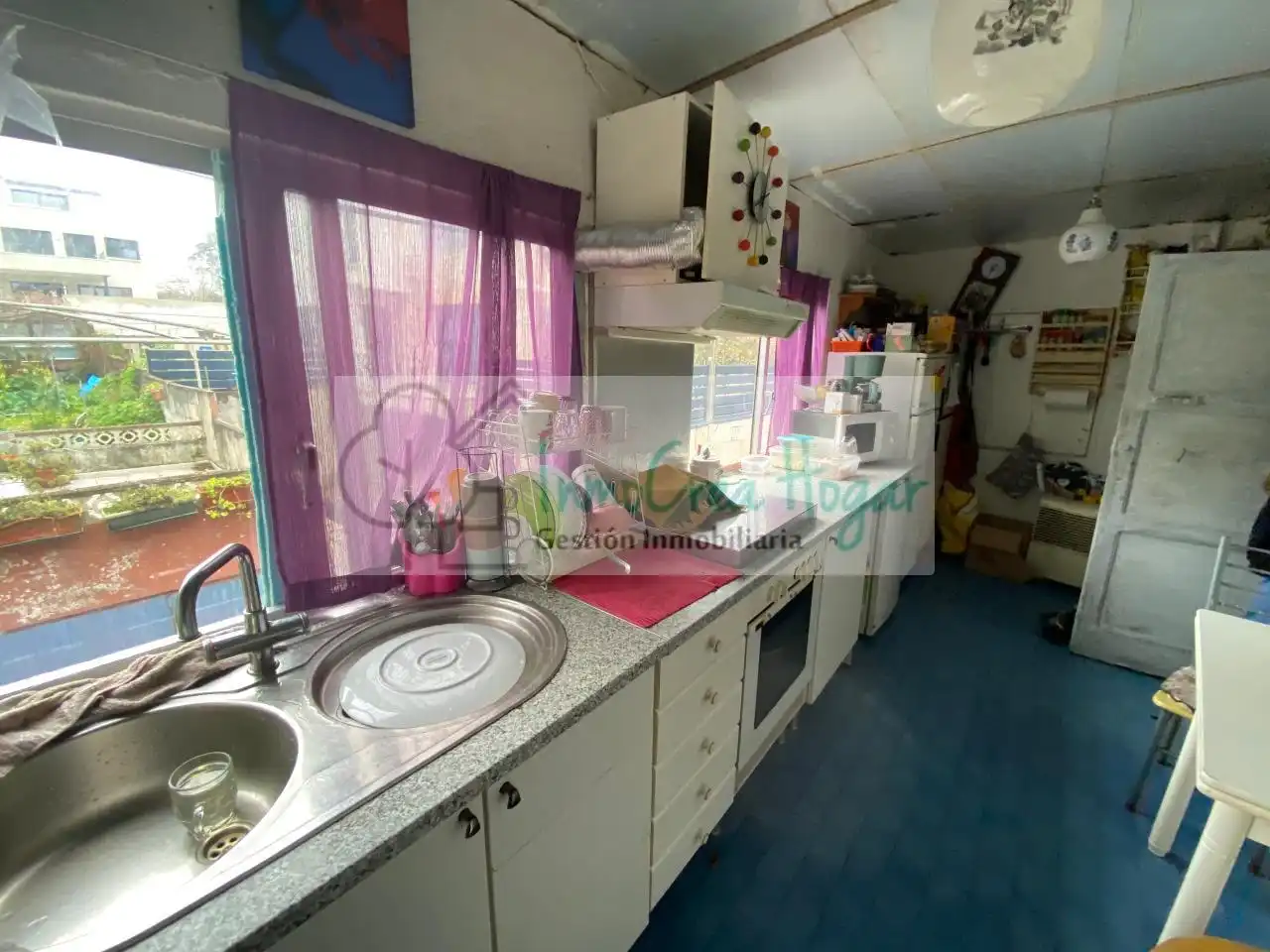 Küche von Einfamilien-Reihenhaus zum Verkauf in Vigo  mit Heizung, Terrasse und Abstellraum