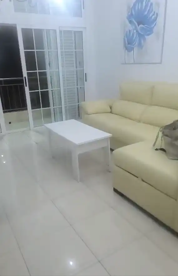Wohnzimmer von Wohnungen zur Miete in Guía de Isora mit Terrasse und Möbliert