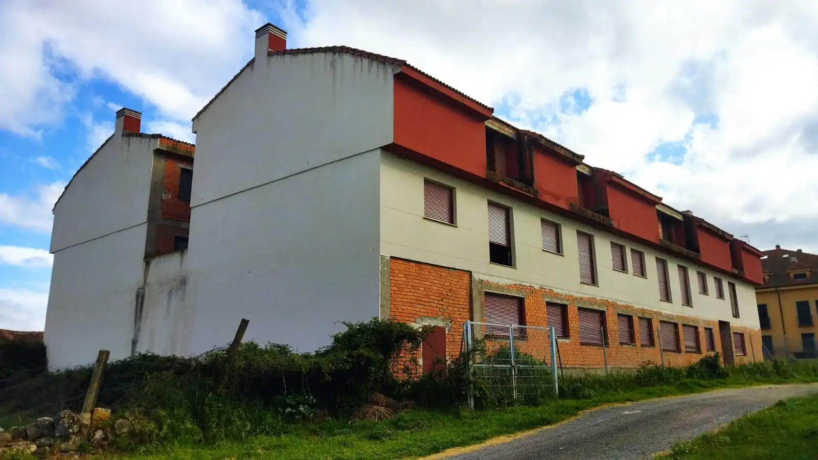 Einfamilien-Reihenhaus zum Verkauf in Norte - La Higuera, Espirdo