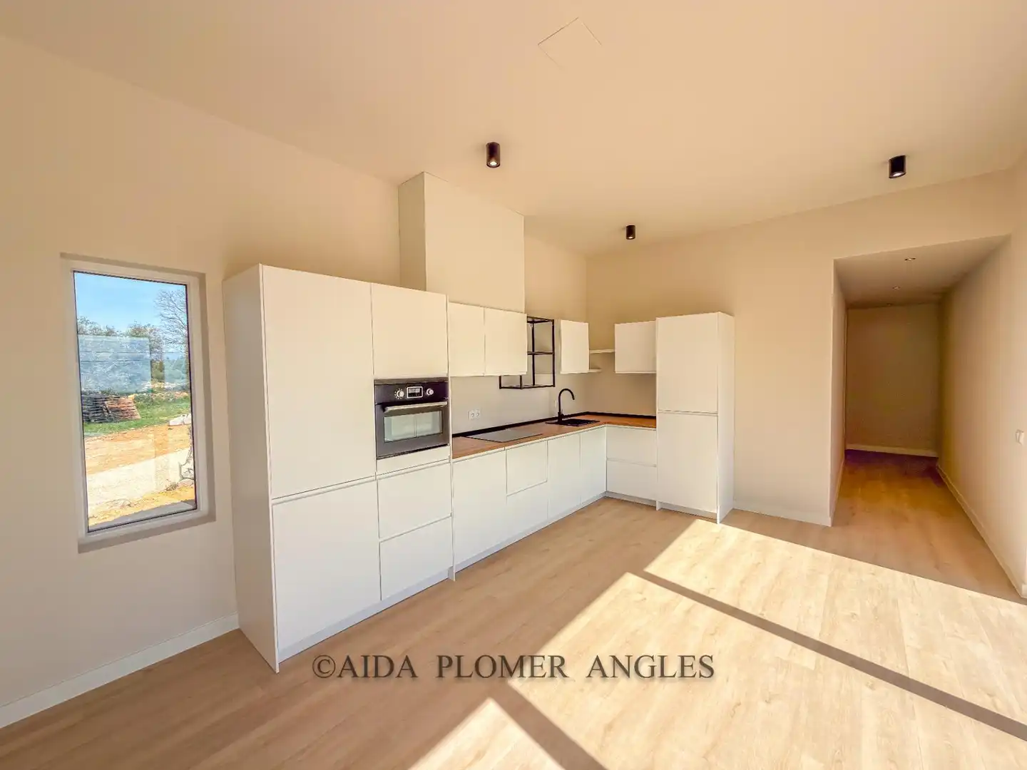 Cuina de Casa o xalet en venda en San Jorge / Sant Jordi amb Aire condicionat, Calefacció i Jardí privat