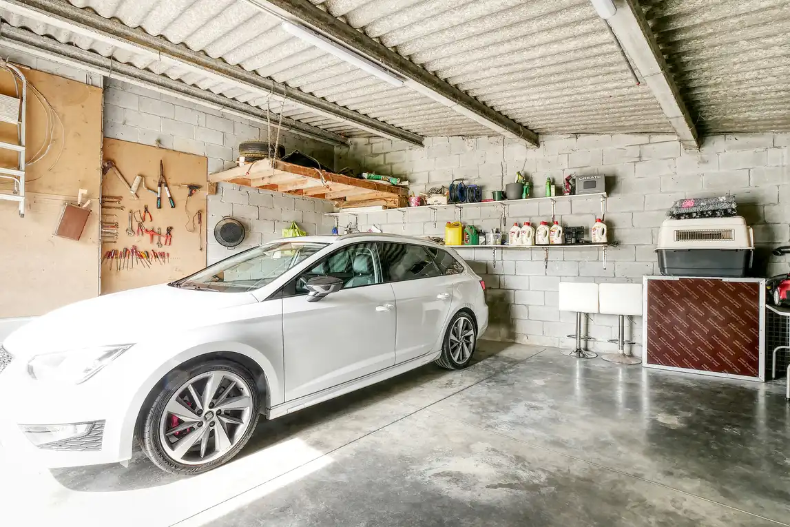 Parking de Casa o chalet en venta en A Laracha   con Calefacción, Jardín privado y Trastero