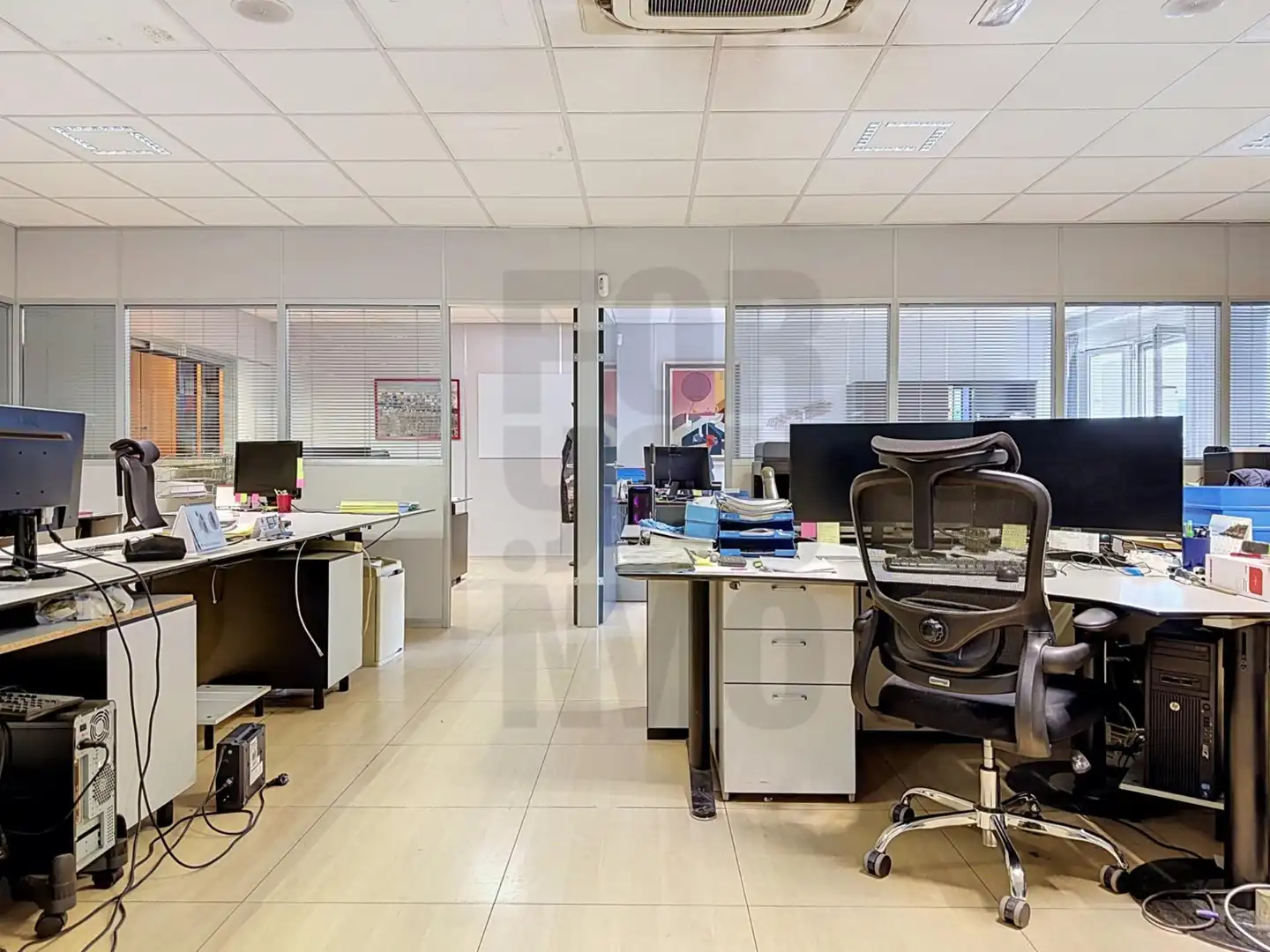Industrial buildings for sale in Segura