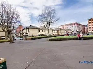 Außenansicht von Wohnung zum Verkauf in Bilbao  mit Heizung und Balkon