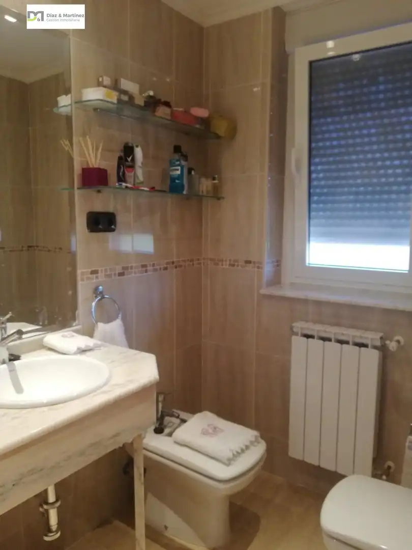Baño de Casa o chalet en venta en Santa Colomba de Curueño con Jardín privado, Parquet y Terraza
