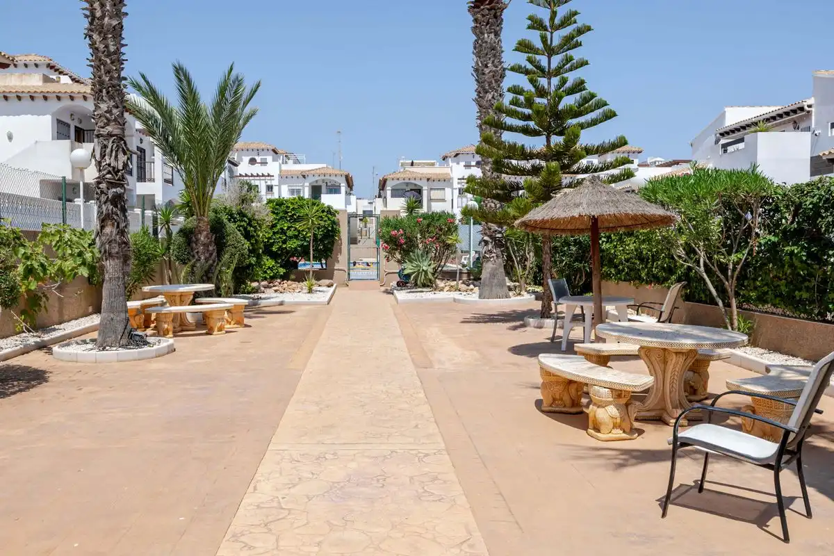 Casa adosada en venta en C. Abdelacies, Zeniamar - Horizonte - La Campana