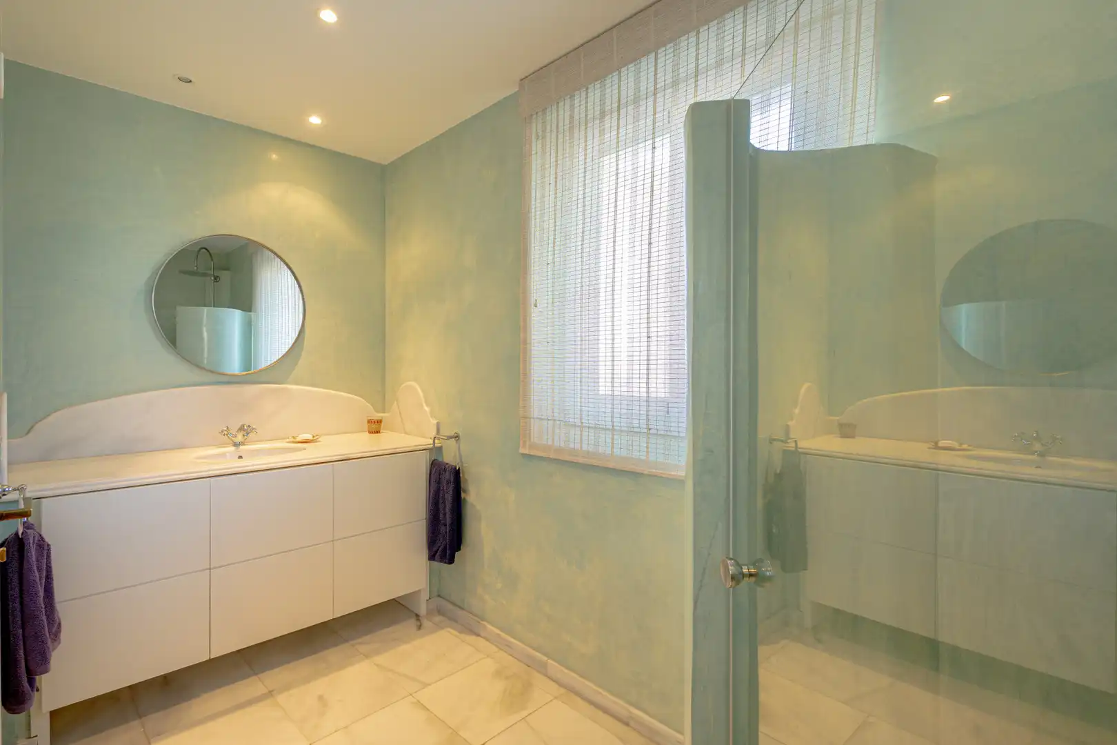 Baño de Casa o chalet de alquiler en Estepona con Jardín privado, Terraza y Piscina