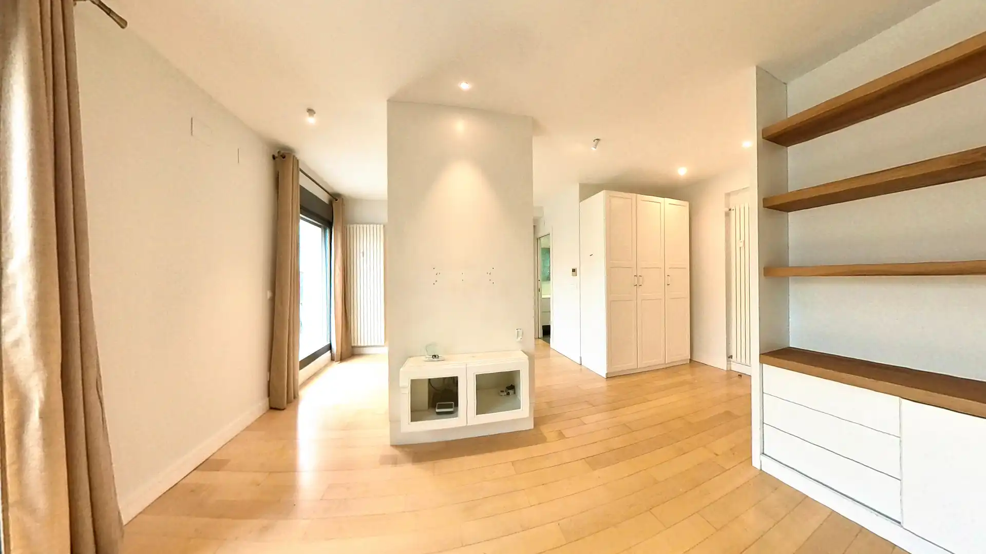 Sala de estar de Ático de alquiler en Madrid con Aire acondicionado, Terraza y Trastero