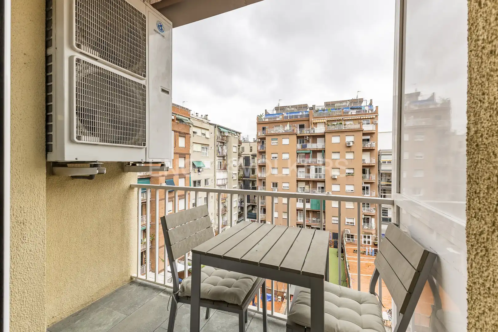 Terraza de Piso en venta en Barcelona con Aire acondicionado, Calefacción y Amueblado
