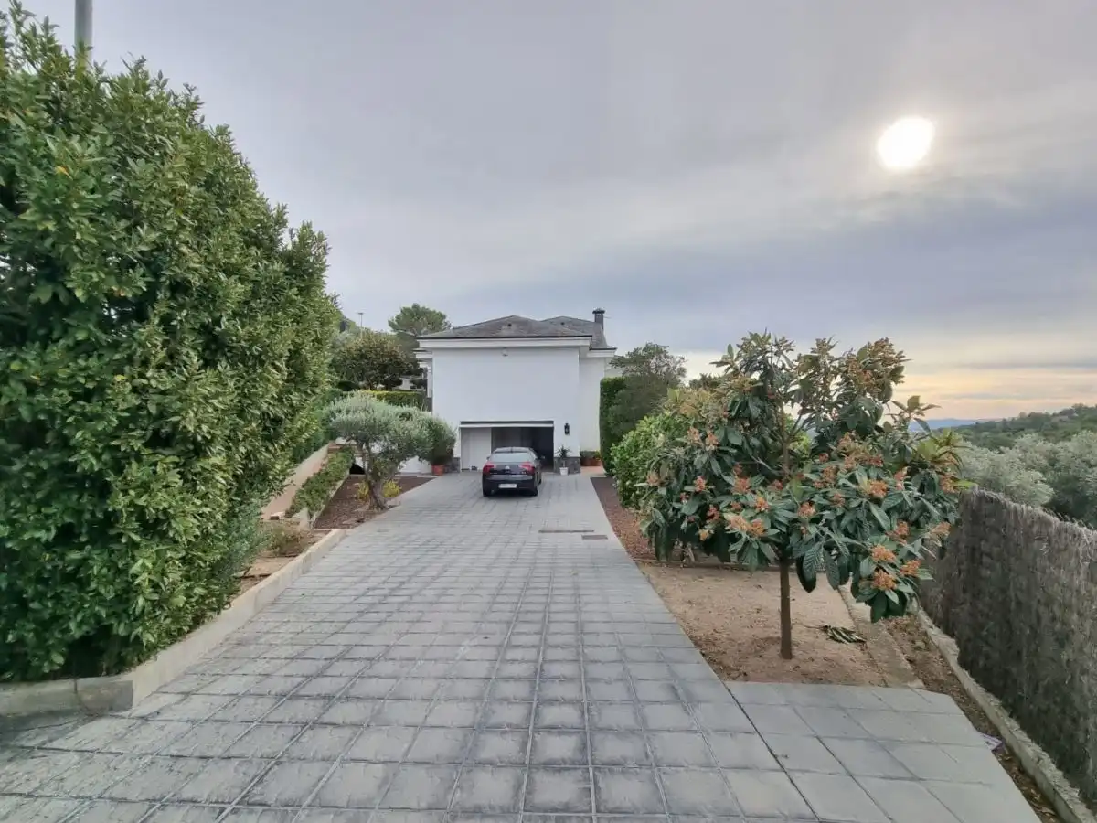 Vista exterior de Casa o xalet en venda en Caldes de Montbui amb Aire condicionat, Calefacció i Terrassa