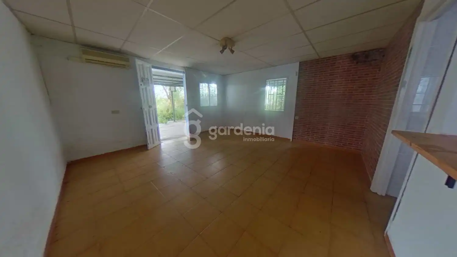 Casa o chalet en venta en La Puebla del Río con Terraza, Trastero y Piscina