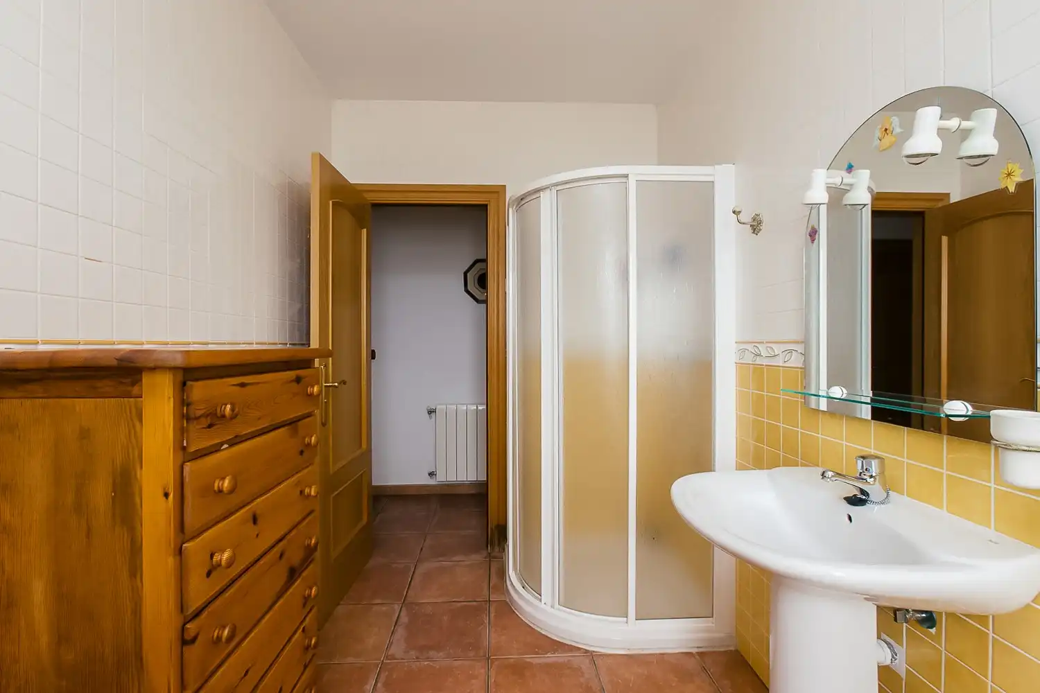 Bany de Casa o xalet en venda en Purullena amb Aire condicionat, Jardí privat i Terrassa