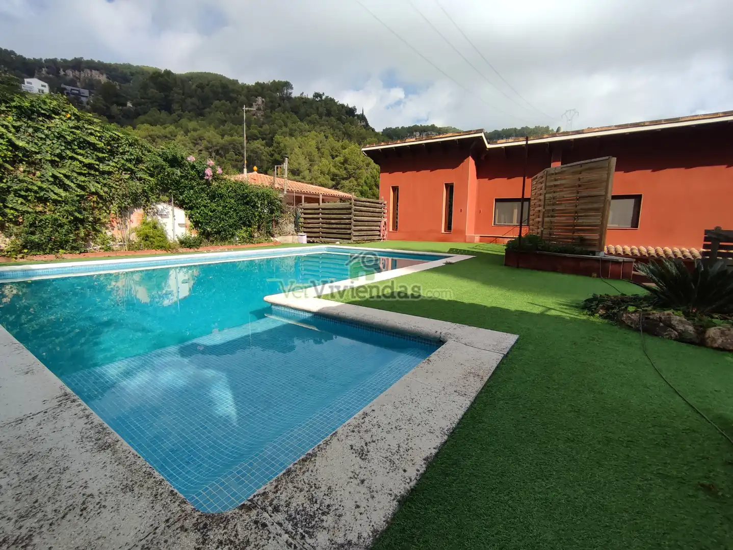 Piscina de Casa o chalet en venta en Vallirana con Aire acondicionado, Calefacción y Jardín privado