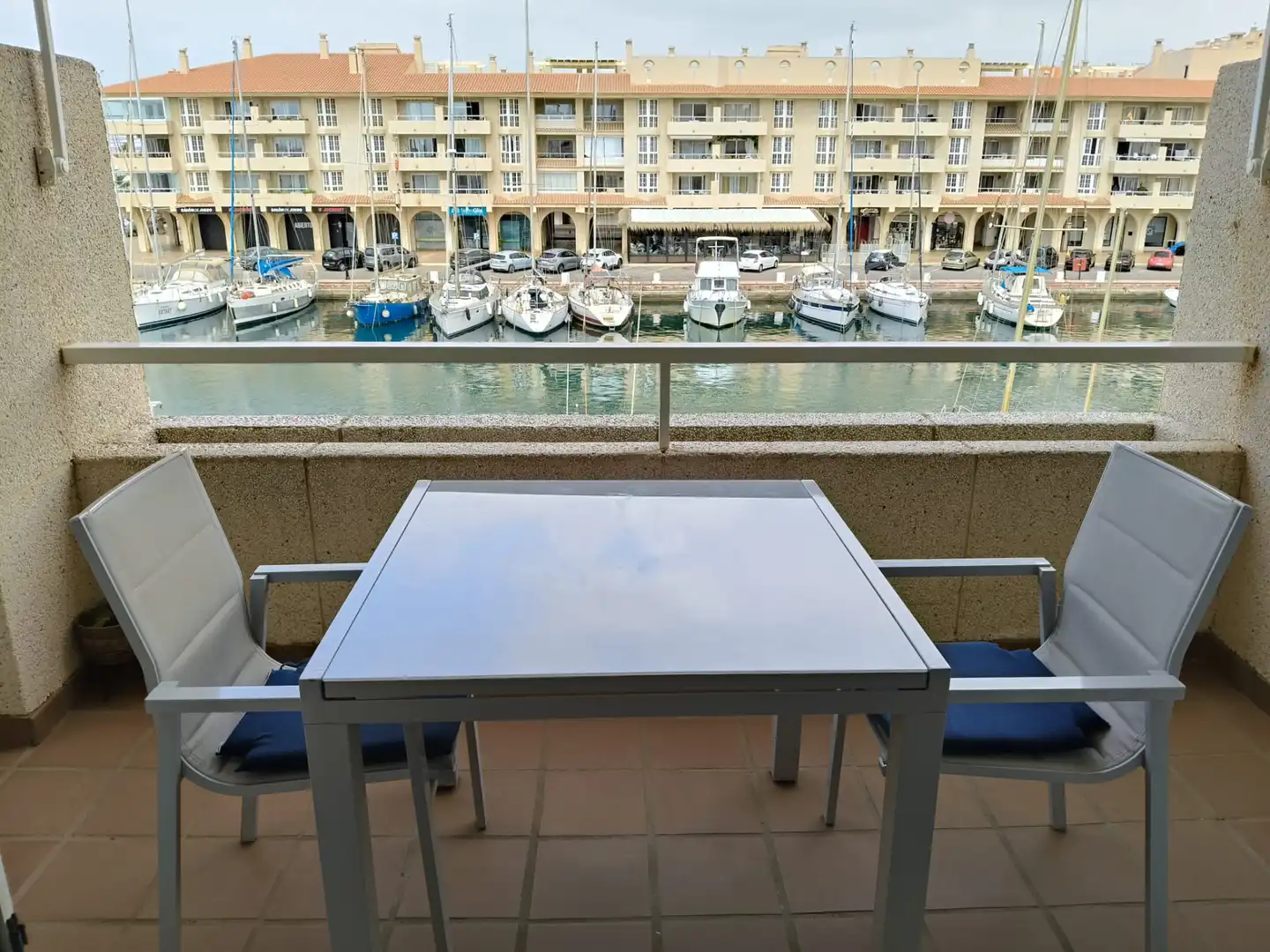 Terraza de Apartamento de alquiler en El Ejido con Aire acondicionado, Amueblado y Horno