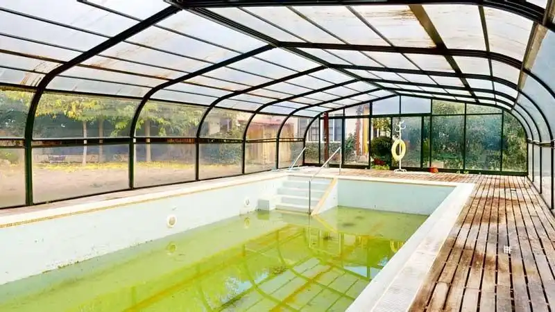 Piscina de Casa o xalet en venda en La Muela amb Aire condicionat, Calefacció i Jardí privat