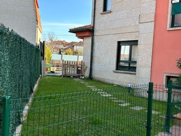 Detached house with balcony for sale in Alcabre