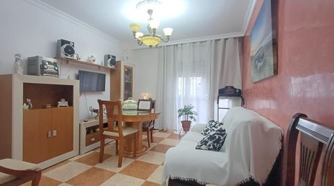 Foto 2 de Piso en venta en La Puebla del Río, Sevilla