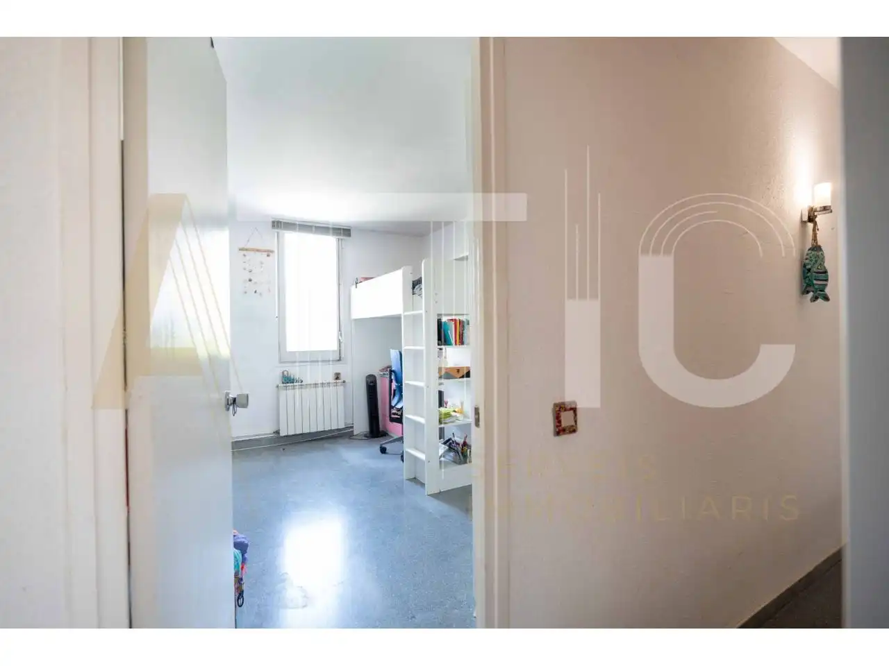 Dormitori de Pis en venda en Terrassa amb Aire condicionat i Calefacció