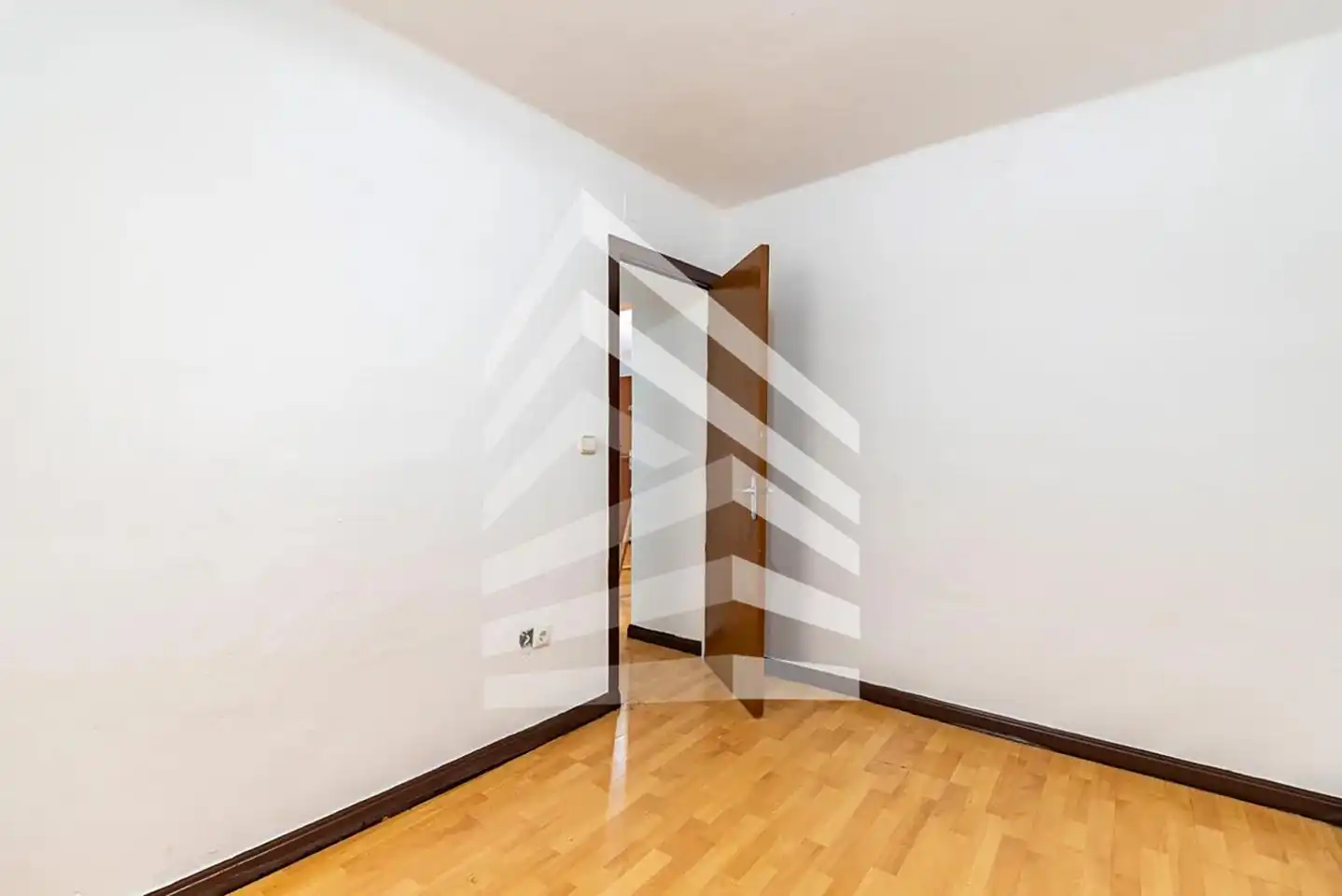 Habitación de Piso en venta en Badalona con Parquet