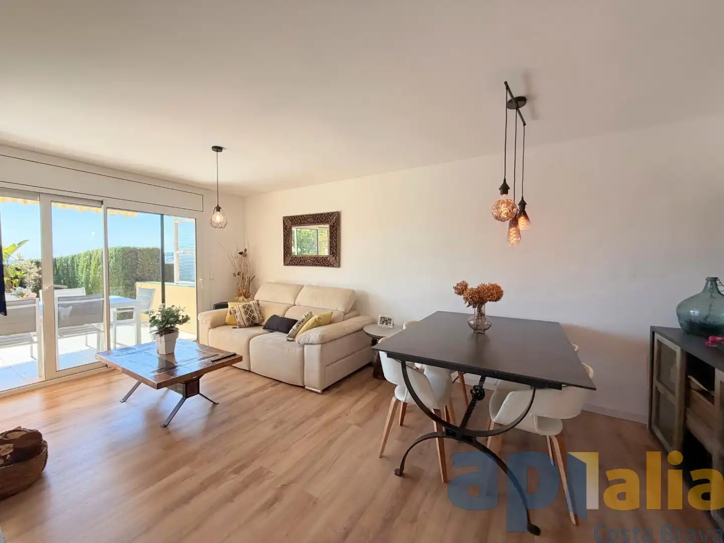 Living room of Apartments for sale in Castell d'Aro, Platja d'Aro i s'Agaró  with Air Conditioner, Heating and Private garden
