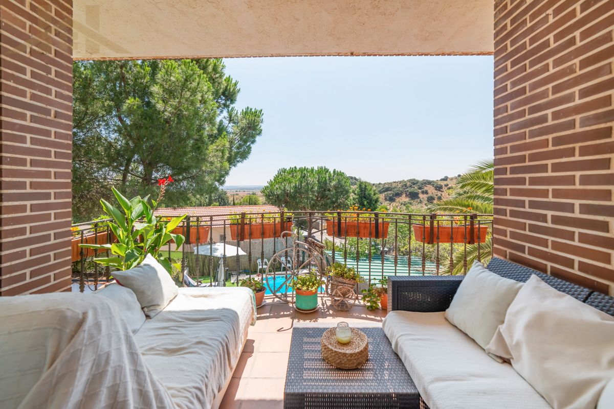 Terraza de Casa o chalet en venta en Valdemorillo con Aire acondicionado, Calefacción y Jardín privado
