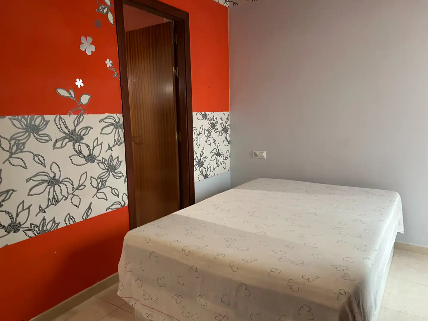 Habitación de Apartamento en venta en Llançà con Aire acondicionado, Calefacción y Terraza