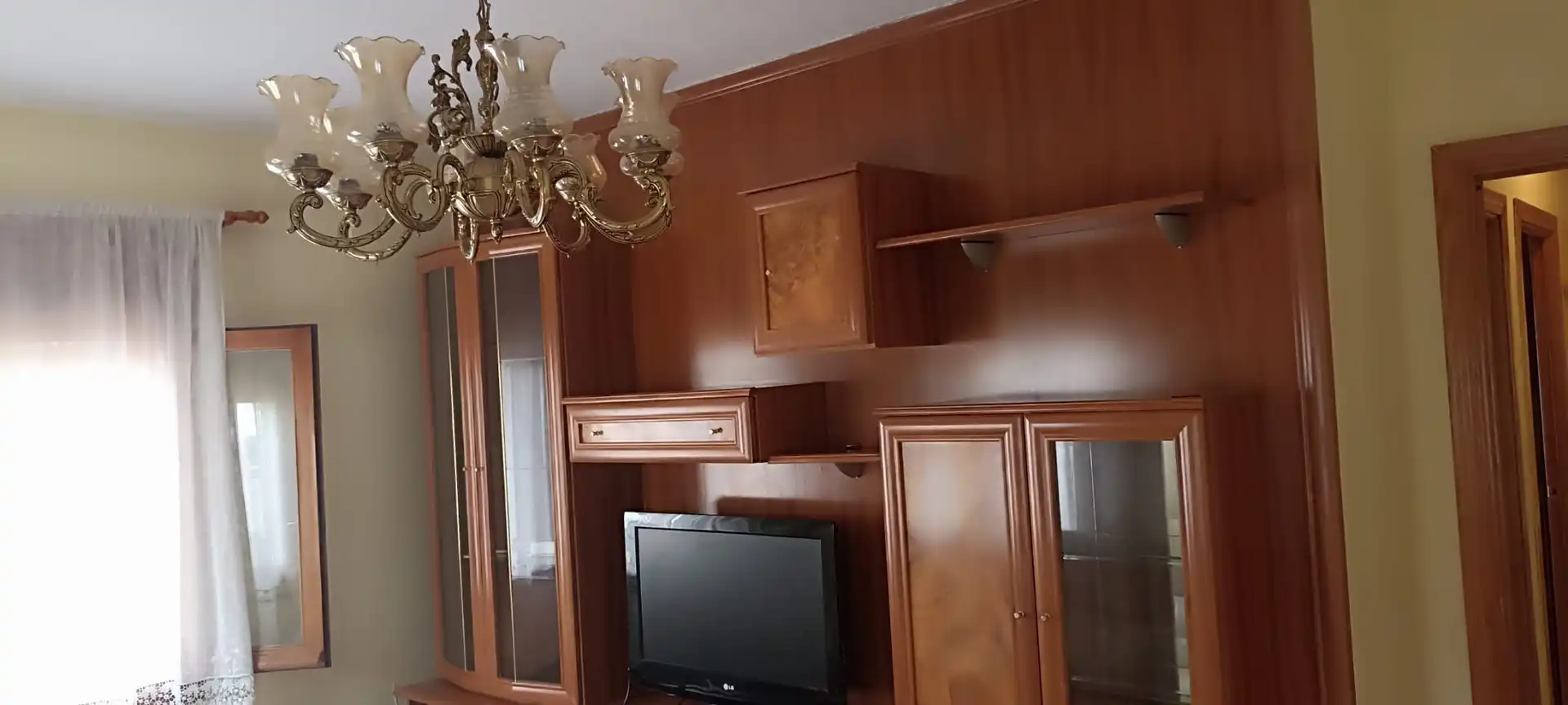 Living room of Flat for rent in Carabaña  with Air Conditioner, Heating and Washing machine