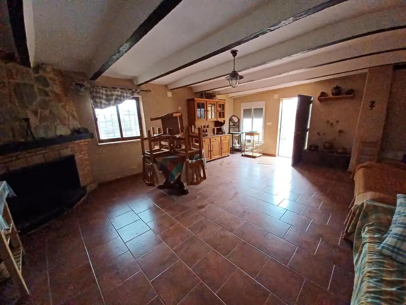 Casa rústica en venda a La Roda, imagen 2