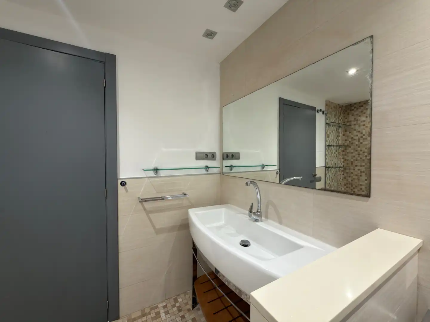 Baño de Loft de alquiler en Barcelona con Aire acondicionado, Calefacción y Jardín privado